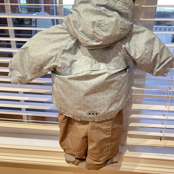 H&M 6-9 months old Snow bib and jacket. - Picture 5 of 5